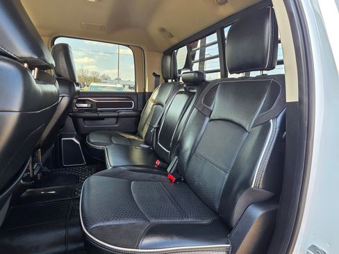 Used 2022 RAM 3500 Laramie image 31