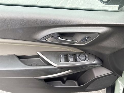 Used 2025 Chevrolet Trax ACTIV w/ Driver Confidence Package image 15