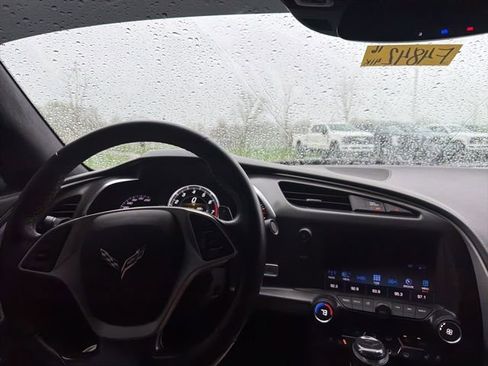 Used 2016 Chevrolet Corvette Stingray Convertible w/ 3LT Preferred Equipment Group image 29