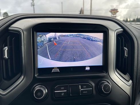 Used 2019 Chevrolet Silverado 1500 LT image 15