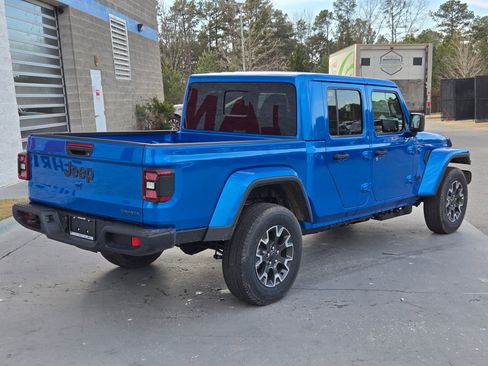 New 2026 Jeep Gladiator Sahara image 7