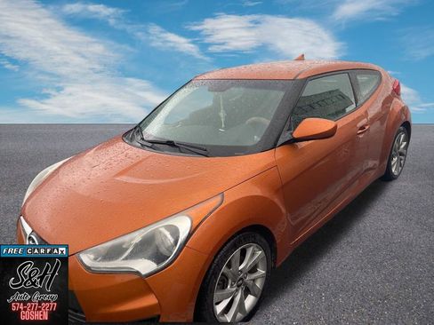 Used 2016 Hyundai Veloster w/ Option Group 02 image 3