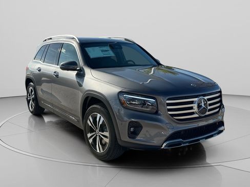 New 2026 Mercedes-Benz GLB 250 4MATIC image 7