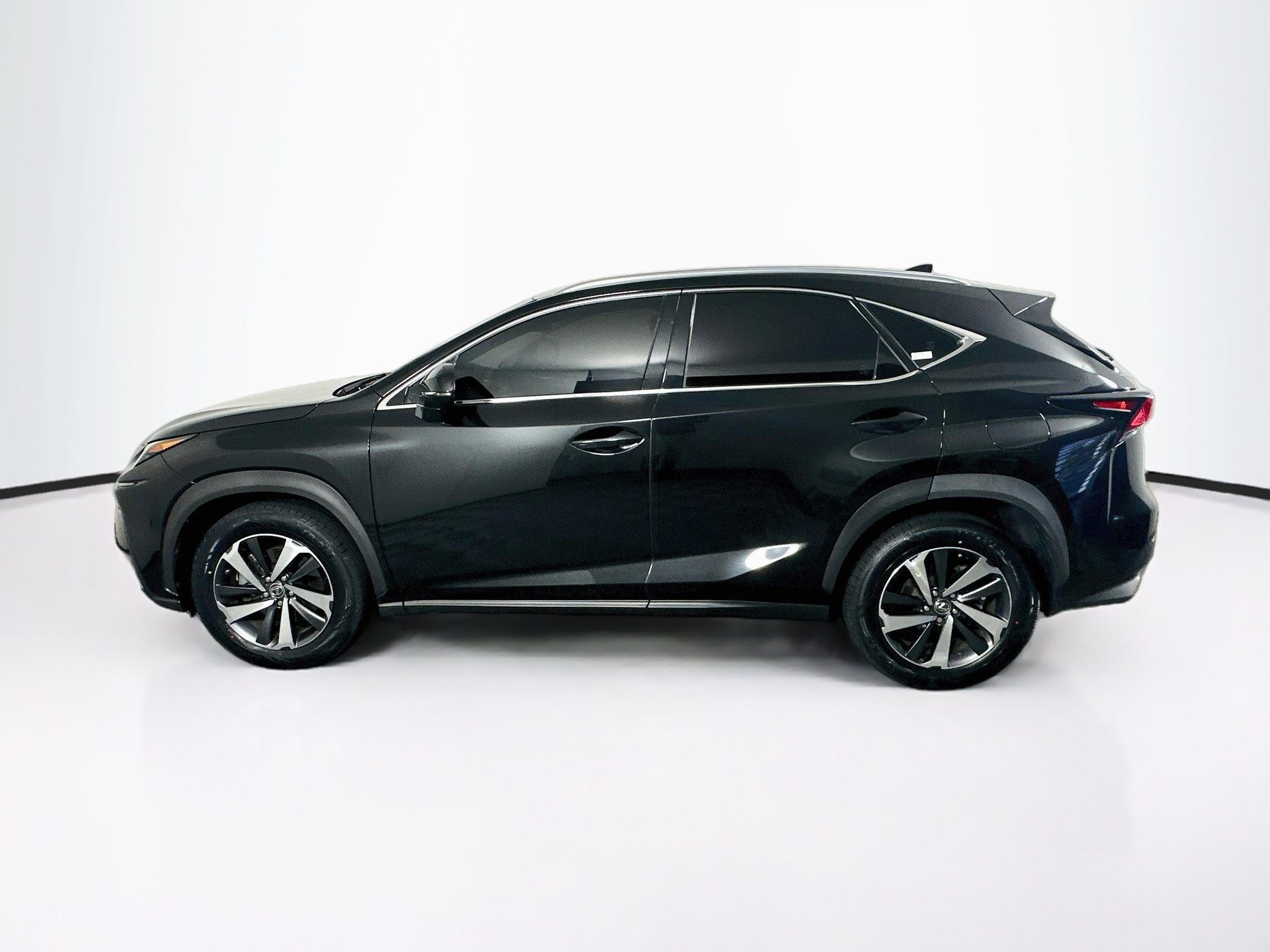Used 2019 Lexus NX 300 FWD w/ Premium Package image 4