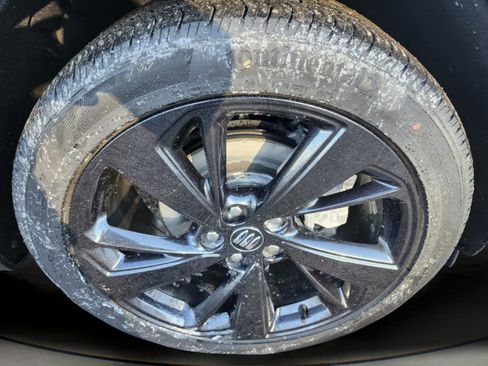 Used 2025 Buick Envision Sport Touring image 36