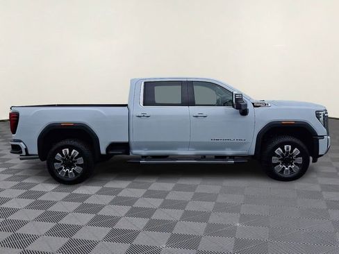 New 2026 GMC Sierra 2500 Denali w/ Denali Reserve Package AWD/4WD image 5