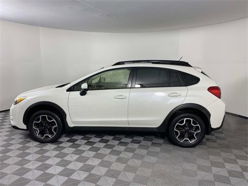 Used 2015 Subaru Crosstrek 2.0i Premium w/ Moonroof Package image 5