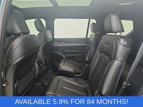 New 2026 Jeep Grand Cherokee L Limited w/ Limited Altitude Package AWD/4WD image 32