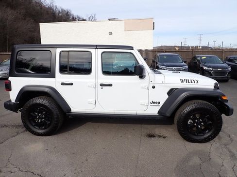 Certified 2021 Jeep Wrangler Unlimited Willys image 10