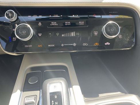 Used 2023 INFINITI QX60 Sensory w/ Cargo Package AWD/4WD image 28