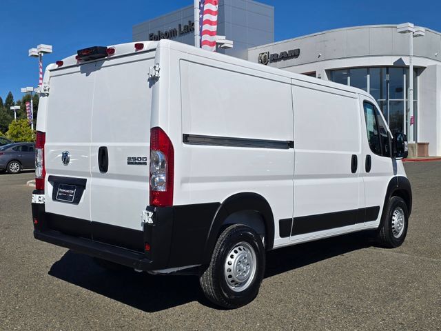 Used 2024 RAM ProMaster 2500 w/ Safety Group FWD image 4
