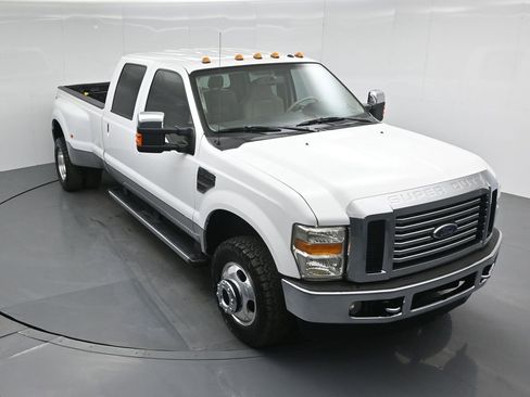 Used 2010 Ford F350 Lariat image 35
