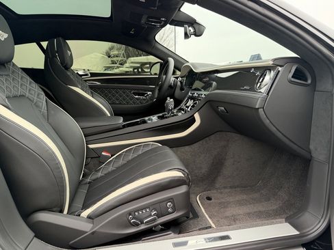 Used 2023 Bentley Continental GT Speed image 64