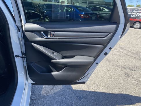 Used 2019 Honda Accord Sport image 19