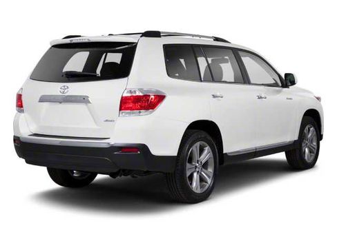 Used 2012 Toyota Highlander Limited w/ Tow Pkg image 2