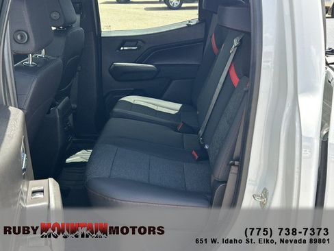 Used 2025 Chevrolet Colorado Z71 AWD/4WD image 20