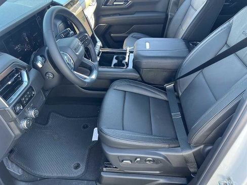 New 2026 GMC Yukon XL Denali image 18