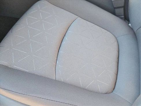 New 2025 Toyota RAV4 XLE image 4