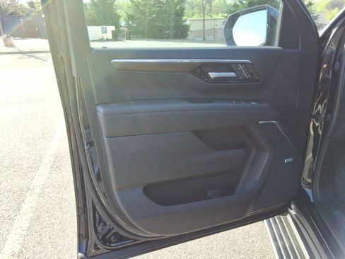 New 2026 Chevrolet Suburban High Country AWD/4WD image 22