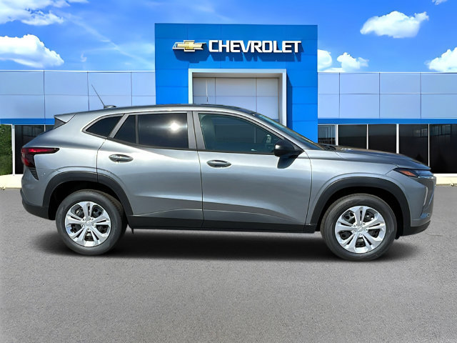 New 2026 Chevrolet Trax LS w/ Driver Confidence Package FWD image 3