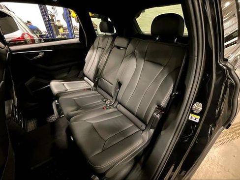 Certified 2025 Audi Q7 2.0T Premium Plus w/ Premium Plus Package image 26