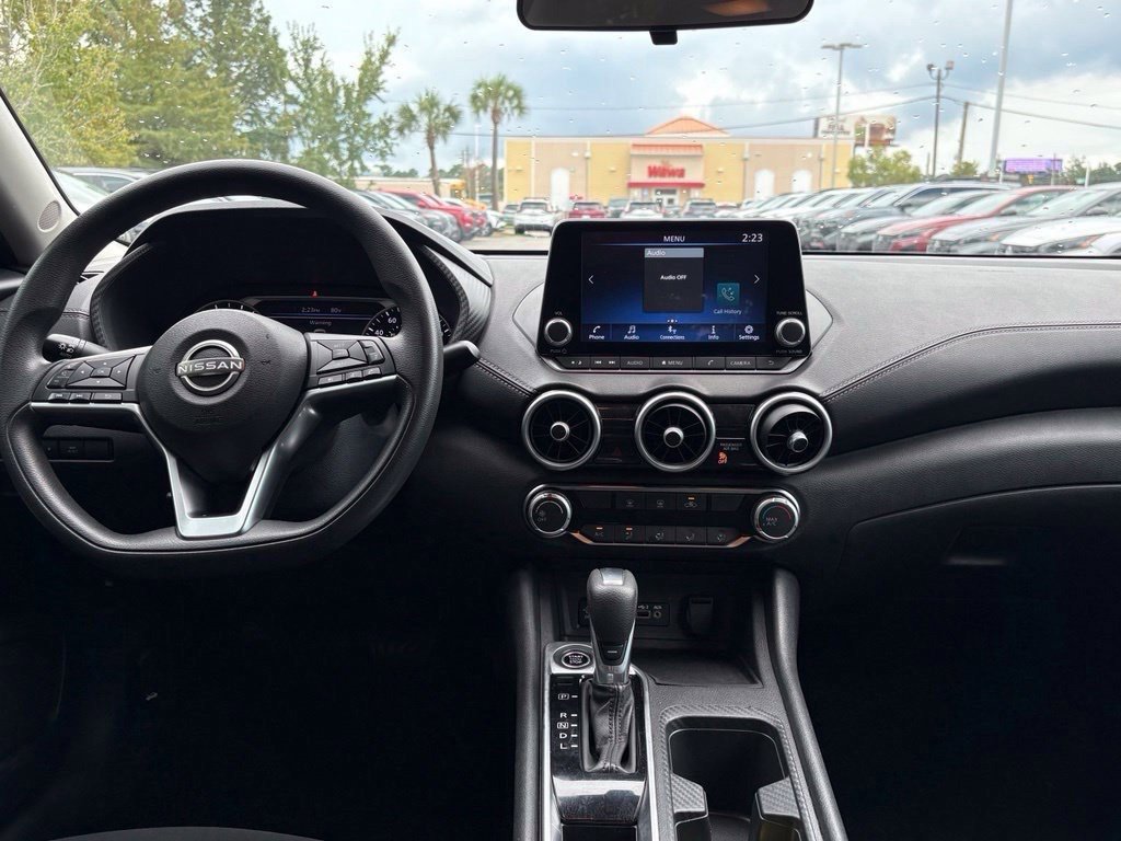 Used 2024 Nissan Sentra SV FWD image 22