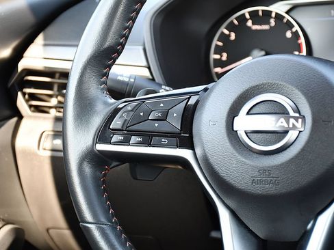 Used 2024 Nissan Altima 2.5 SR AWD/4WD image 26