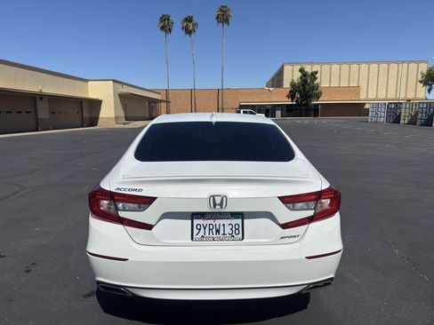 Used 2018 Honda Accord Sport image 6