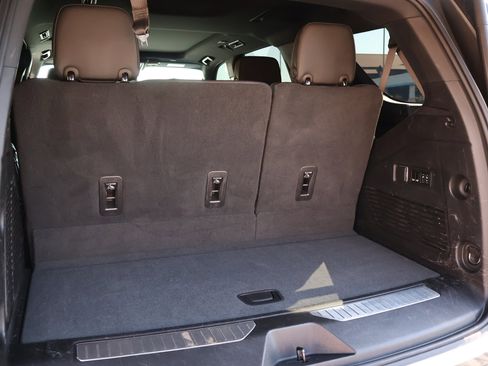 Used 2022 Chevrolet Tahoe RST w/ Sport Performance Package image 28