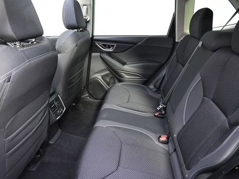 Used 2022 Subaru Forester Premium AWD/4WD image 21
