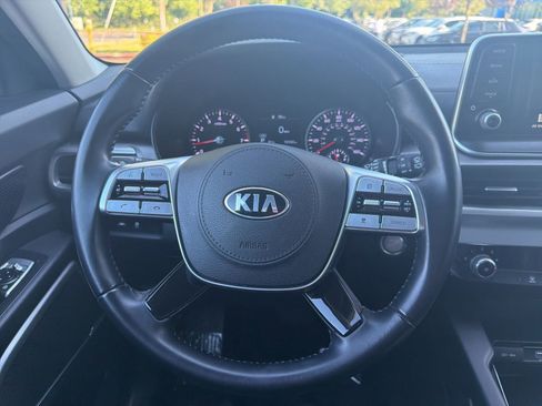 Used 2020 Kia Telluride LX AWD/4WD image 25