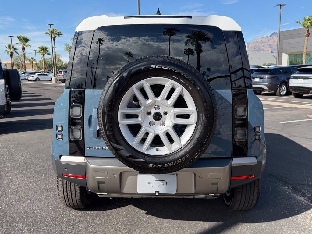 New 2026 Land Rover Defender 110 S AWD/4WD image 17