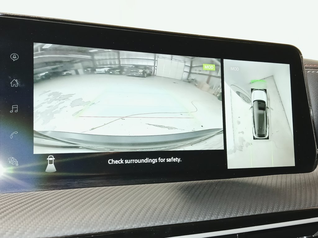 Used 2025 Nissan Kicks SR FWD image 25