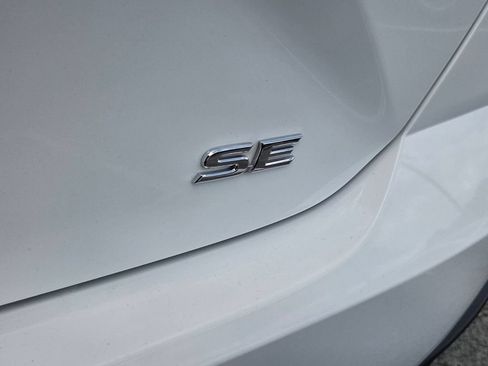 Certified 2025 Toyota Camry SE FWD image 10