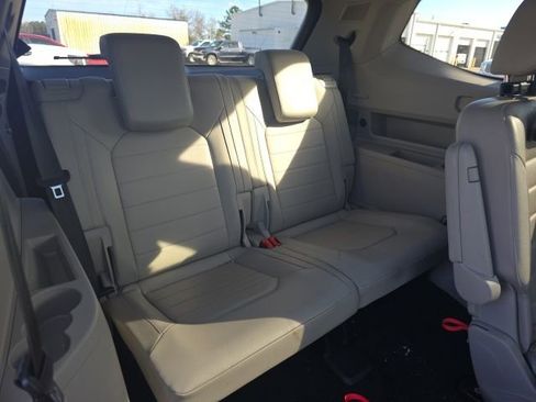 Used 2021 Volkswagen Atlas SEL Premium image 29