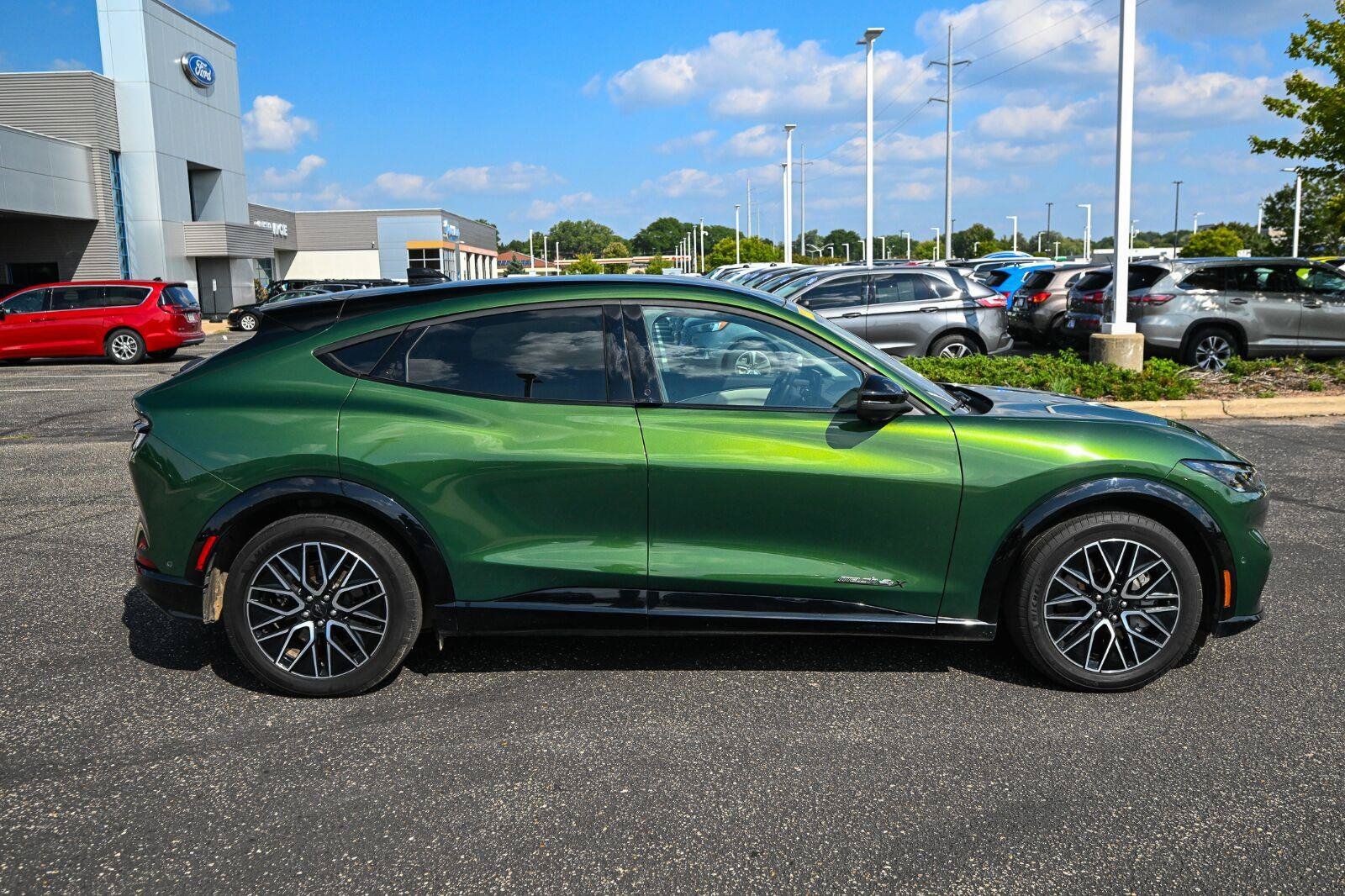 Certified 2024 Ford Mustang Mach-E Premium AWD/4WD image 3