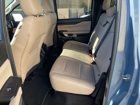 Used 2024 Ford Ranger Lariat w/ Trailer Tow Package image 16