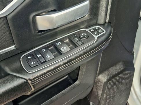 Used 2024 RAM 2500 Big Horn AWD/4WD image 14