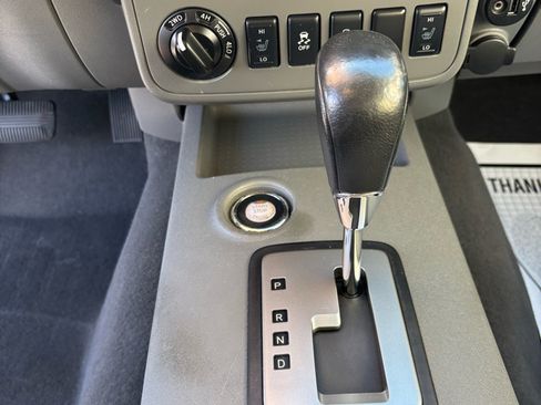 Used 2020 Nissan Frontier SV w/ Midnight Edition Floor Mats image 17