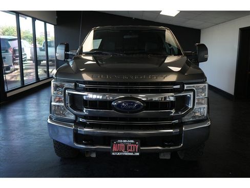 Used 2020 Ford F250 XL w/ STX Appearance Package AWD/4WD image 2