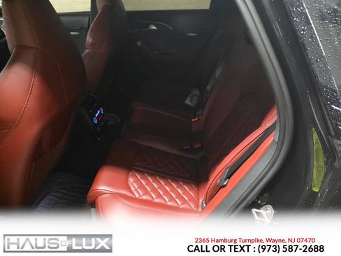 Used 2016 Audi S6 Premium Plus w/ S6 Sport Package image 3