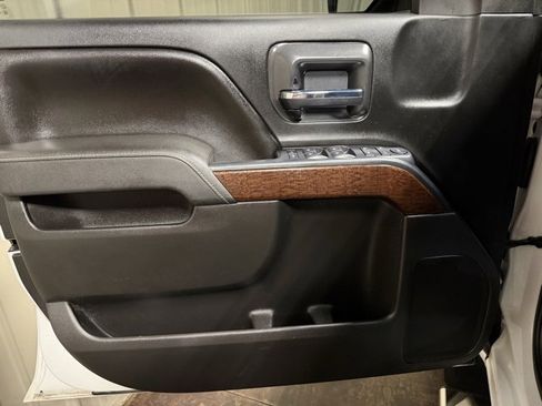 Used 2016 GMC Sierra 1500 SLE w/ SLE Value Package image 13