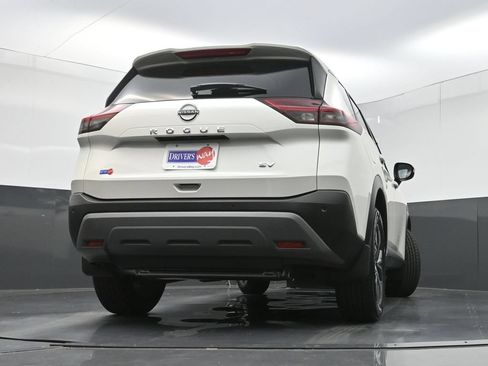 Used 2023 Nissan Rogue SV FWD image 27
