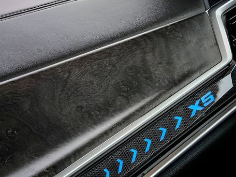 Used 2024 BMW X5 sDrive40i image 40