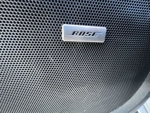 Used 2021 Chevrolet Traverse Premier image 23