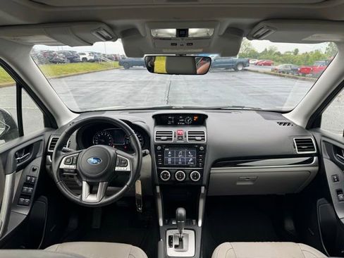 Used 2018 Subaru Forester 2.5i Limited AWD/4WD image 14