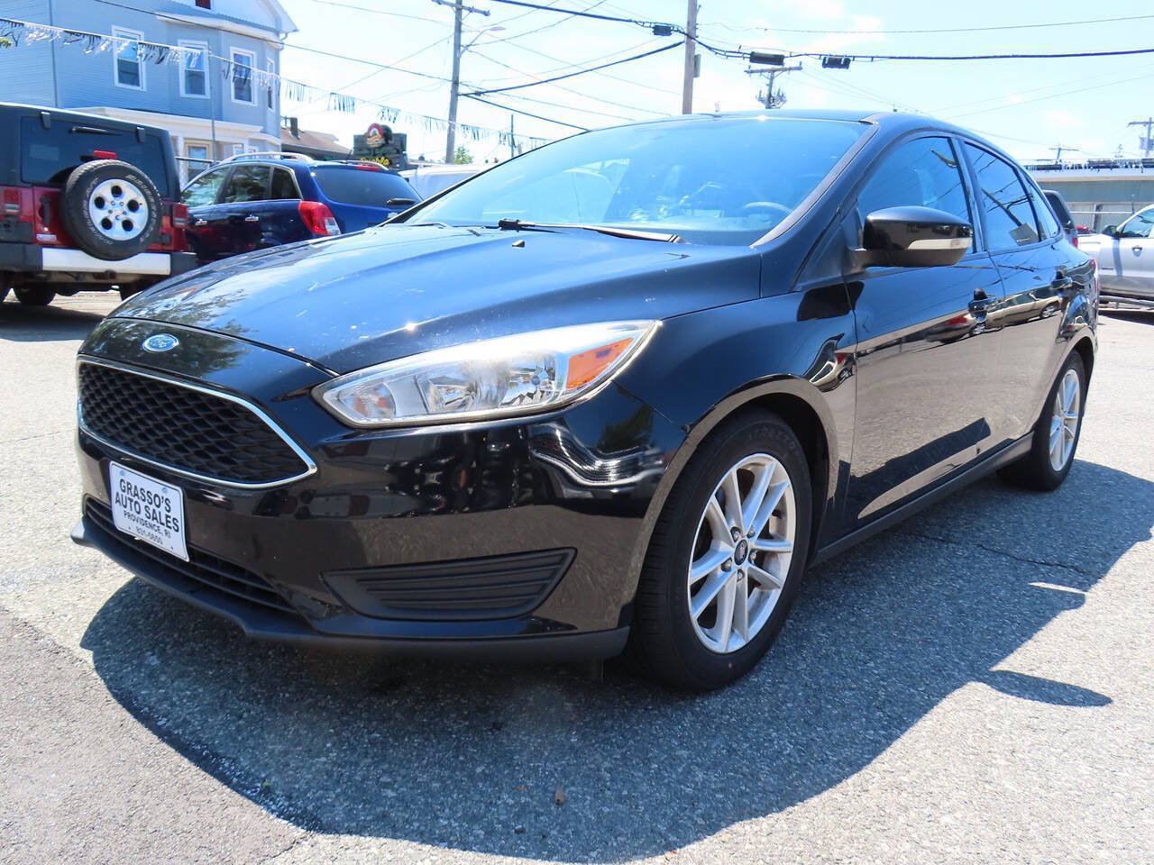 Used 2016 Ford Focus SE w/ SE Power Seat Package FWD image 1