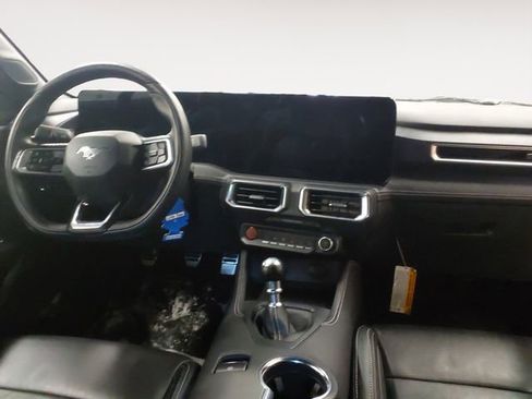 Used 2025 Ford Mustang GT Premium image 10
