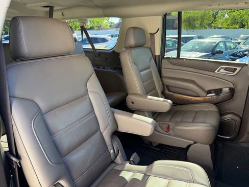 Used 2019 GMC Yukon XL Denali RWD image 24