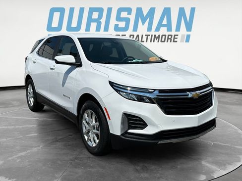 Used 2024 Chevrolet Equinox LT FWD image 1